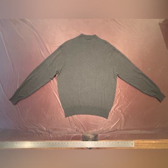 Tulliano Men's Silk/Cotton Gray Crewneck Sweater size Large - Picture 3 of 8